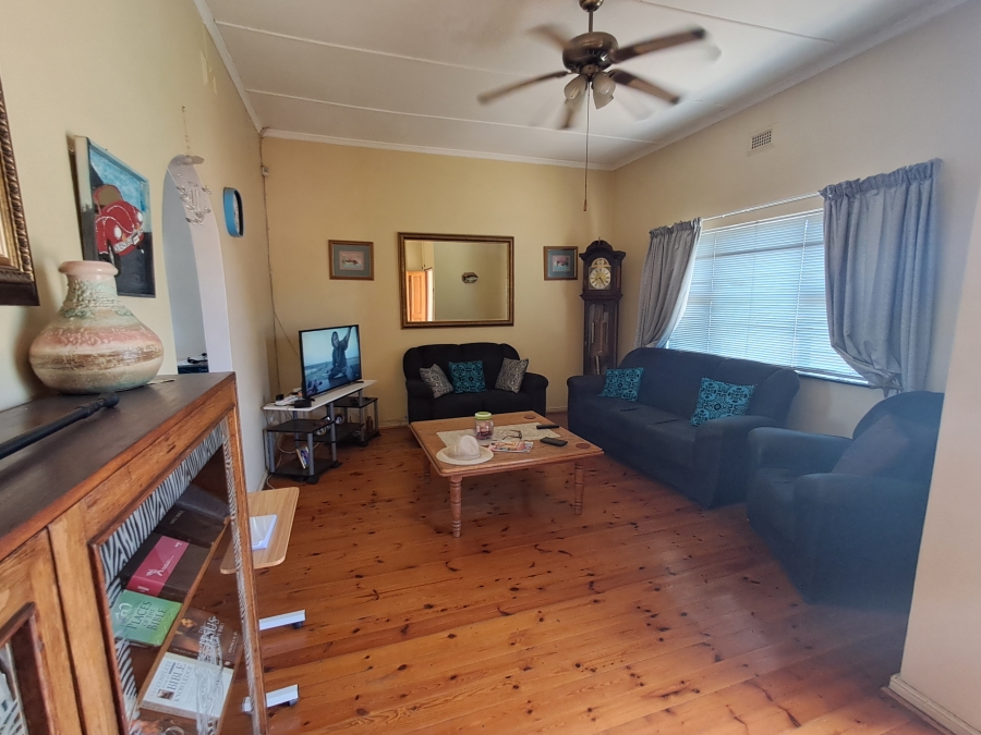 3 Bedroom Property for Sale in Van Riebeeck Hoogte Eastern Cape